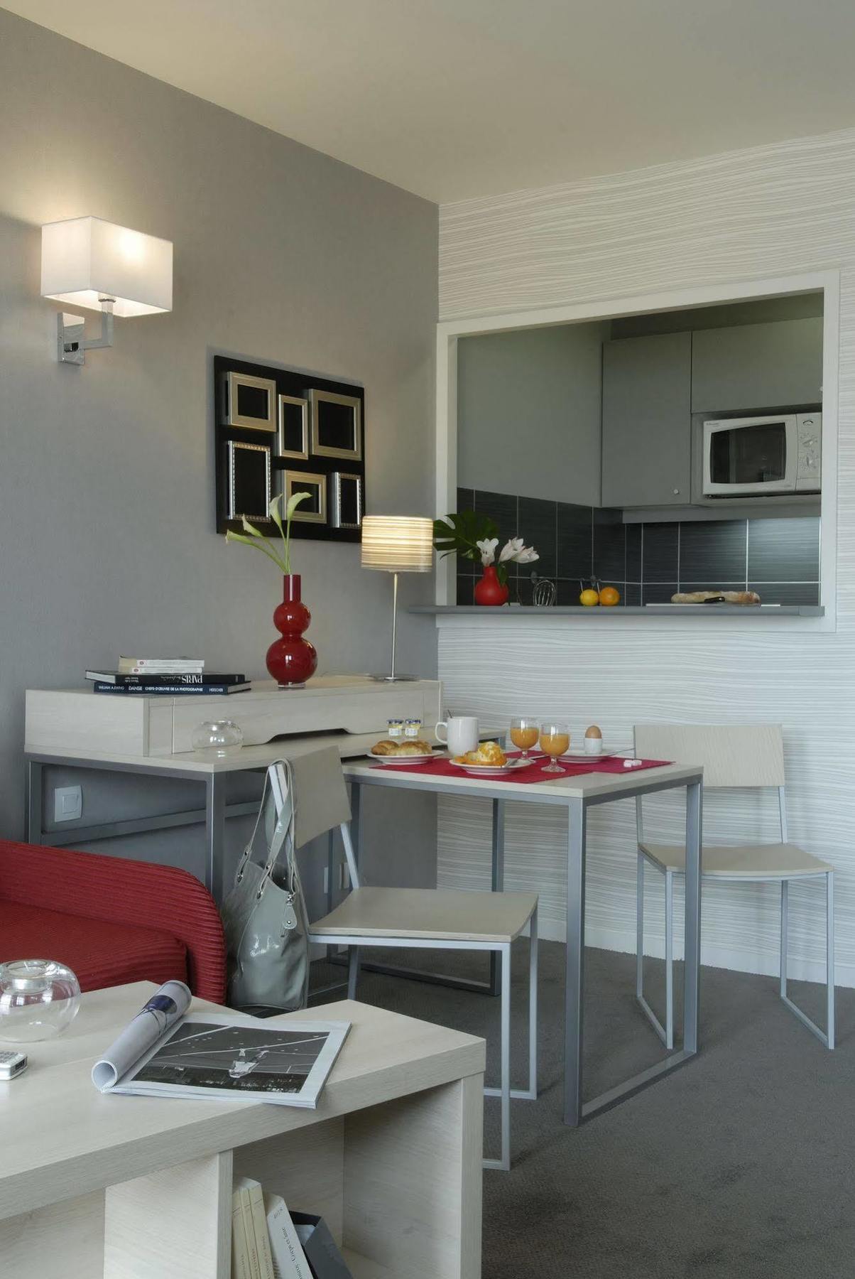 Aparthotel Adagio Paris Montrouge Esterno foto